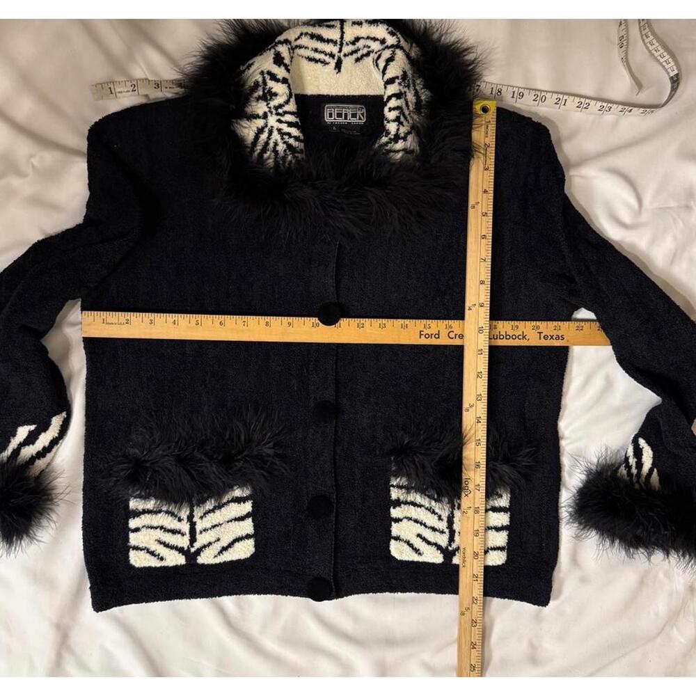BEREK L CARDIGAN SWEATER CHENILLE BLACK & WHITE ZEBRA FEATHER ACCENTS VTG NWOT - Picture 8 of 9